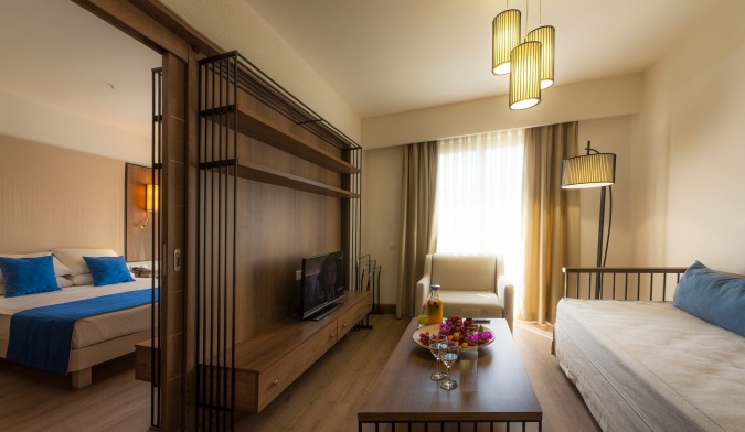 Suite Oda Sürgü Kapılı